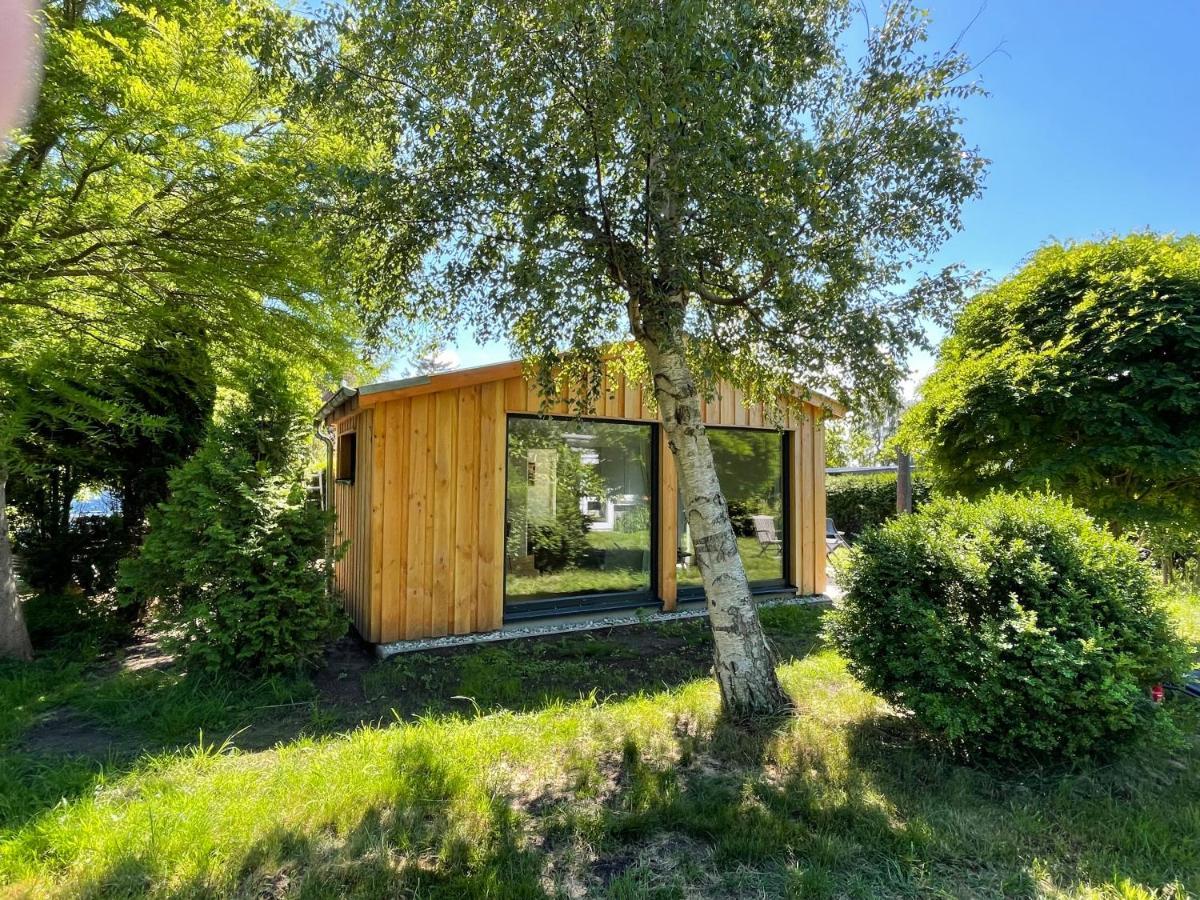 Ferienhaus Aalglatt Am Deich, 250 M Zum Strand Dierhagen Exterior foto