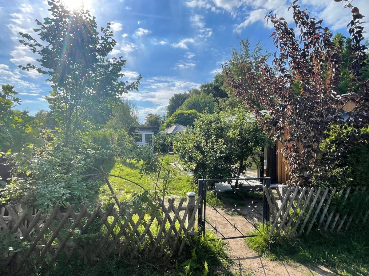 Ferienhaus Aalglatt Am Deich, 250 M Zum Strand Dierhagen Exterior foto